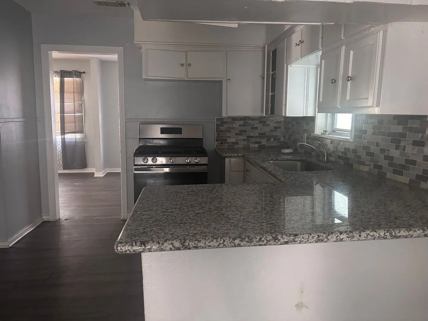 715 Montclair Place Jackson, MS 39206 — Photo 3