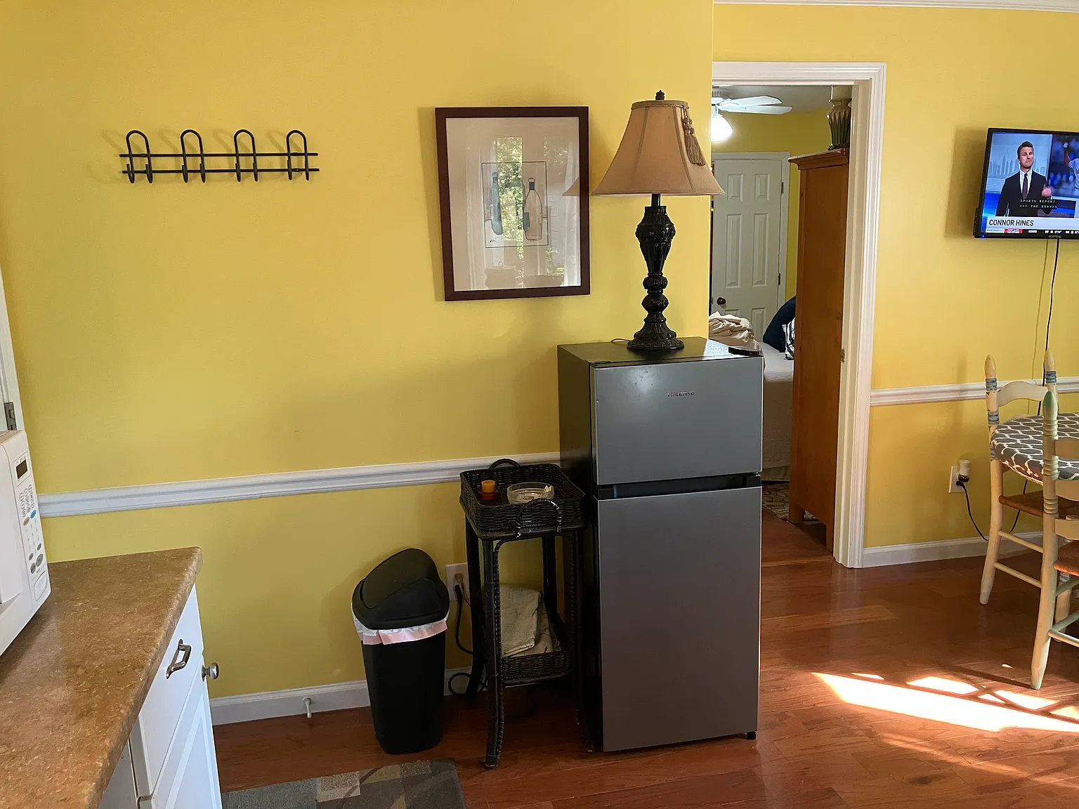 1 bed, 720 sqft, $1,800 — Photo 3