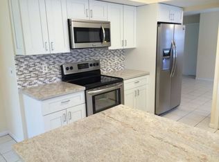 22748 Edgewood Pkwy, Boca Raton, FL 33428