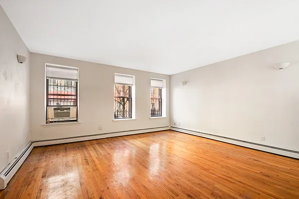 Sold by Compass | media 2