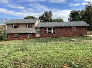 769 McAbee Rd, Roebuck, SC 29376