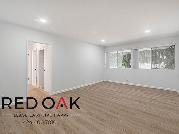 4th image of 7540 Fountain Ave #6