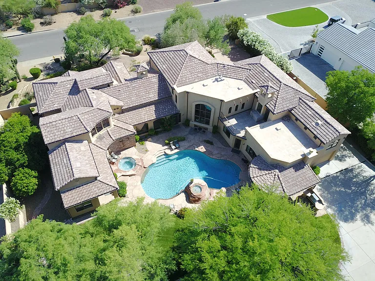 6346 E Mountain View Rd — Photo 66