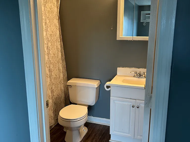 400 Silver St #15 — Photo 6
