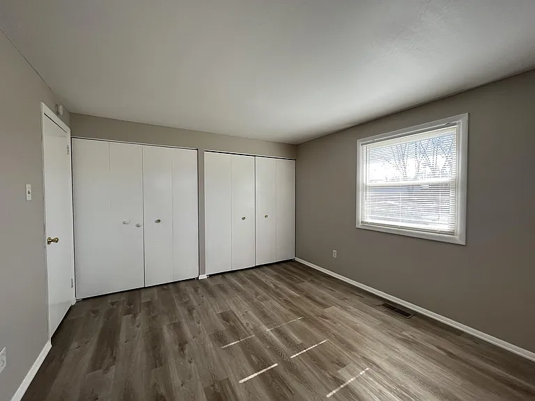 11020 McDowell Dr — Photo 16