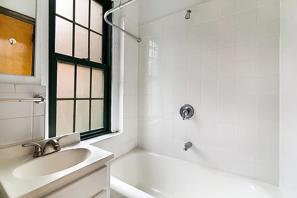 Rented by Compass | media 8