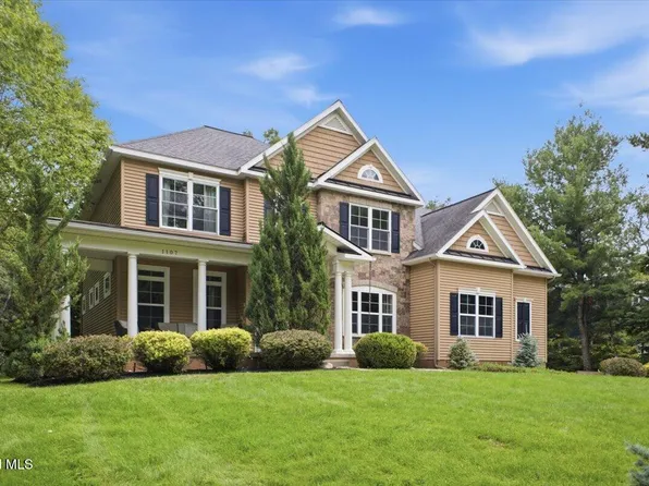 1107 Deer Run, Charlton, NY 12302
