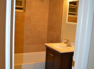 17 Linron Dr, Danbury, CT 06810