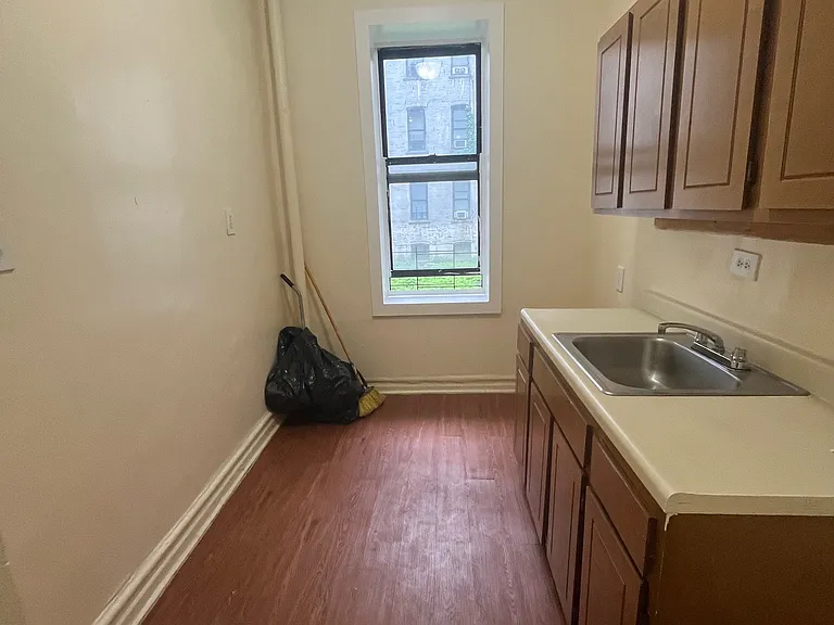 1429 Carroll St #5B — Photo 4