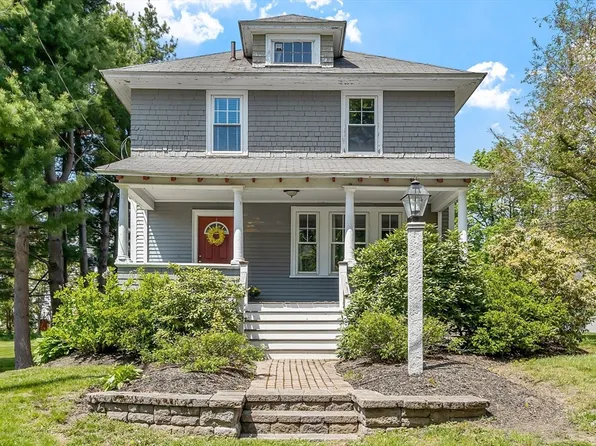 24 Prescott St, North Andover, MA 01845