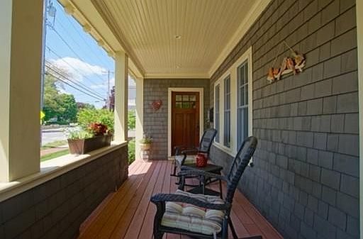 3rd image of 330 Merrimac St