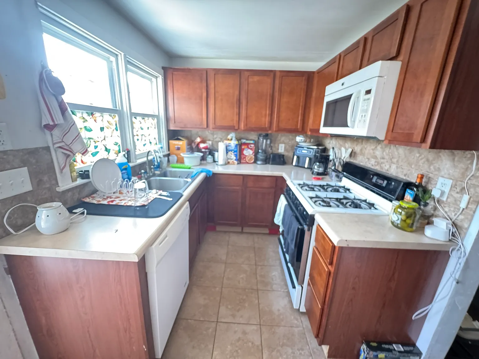 412 N Dubuque St — Photo 3