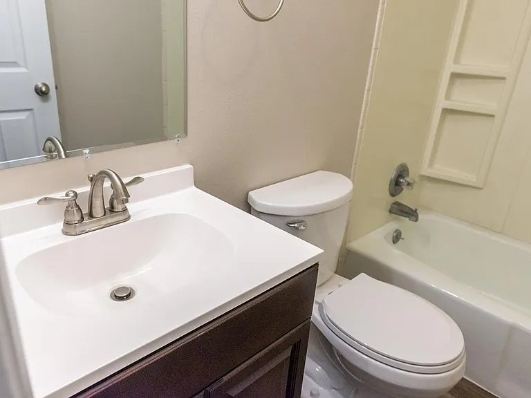309 W Springfield Ave — Photo 17