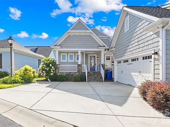 2nd image of 124 Sisters Cove Ct