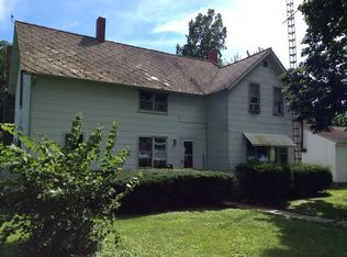 205 E 1800 North Rd, Gilman, IL 60938