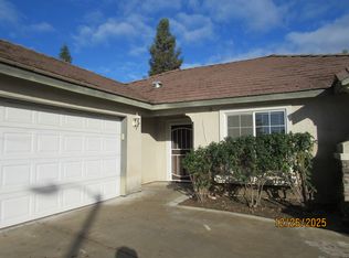 3820 E Harvard Ave, Visalia, CA 93292