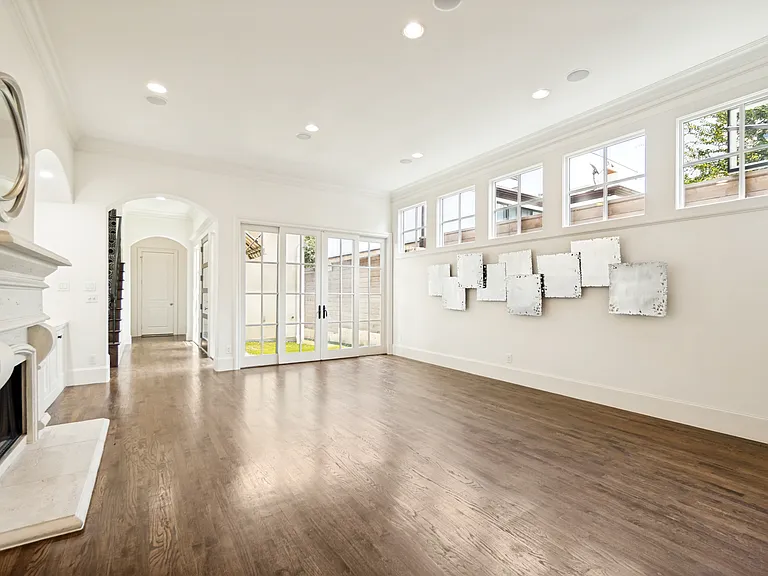 3614 Edgewater Dr — Photo 7