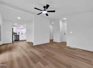 6081 S Oakmont Dr, Chandler, AZ 85249