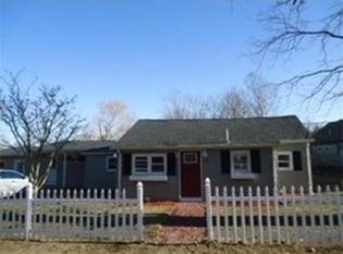 270 Cushman Rd, Rochester, MA 02770