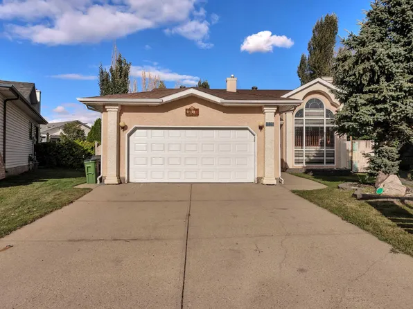 1191 Joyce Rd NW, Edmonton, AB T6L 6V4