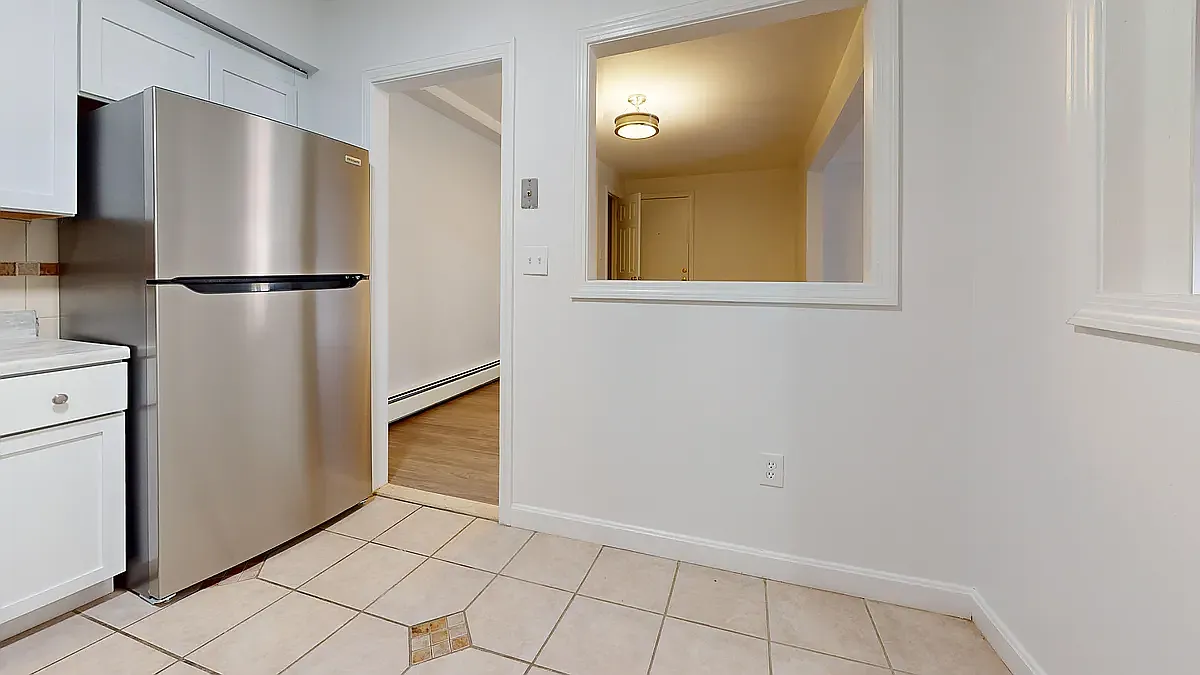 41 Austin Ave — Photo 1
