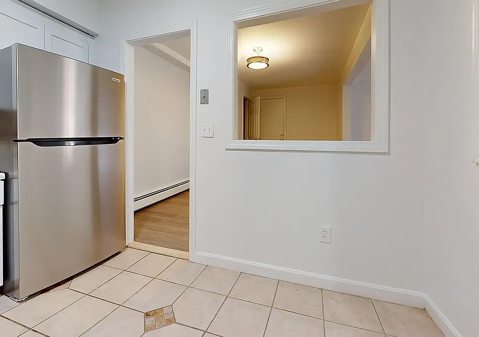 41 Austin Ave #102