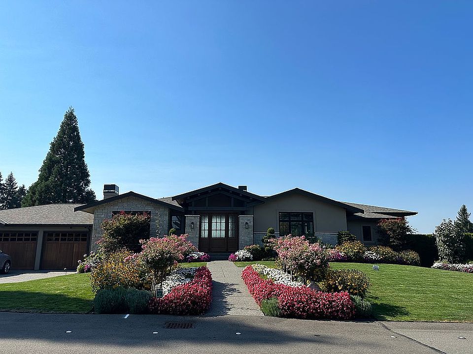 2nd image of 3015 98th Ave NE