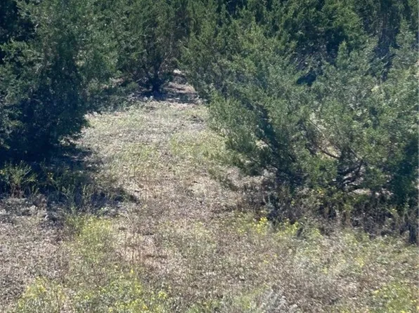 101 Cedar Hill Dr, Gatesville, TX 76528