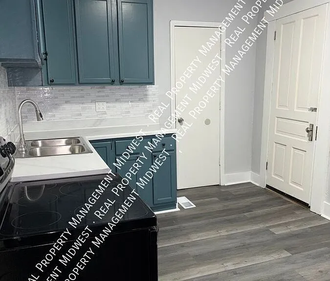 34 Mound St — Photo 3
