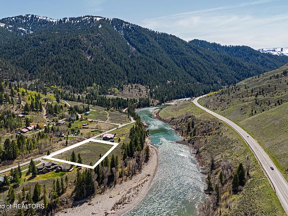 4th image of 12075 S Hoback Junction South Rd