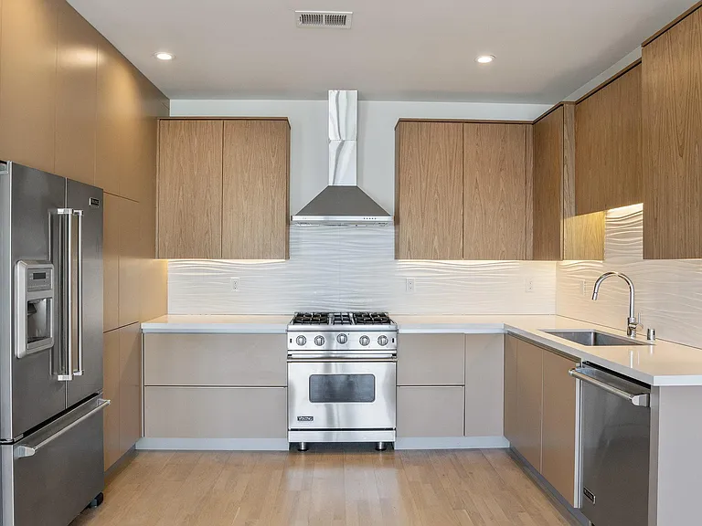 1340 Natoma St #2 — Photo 8