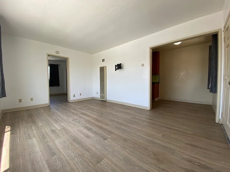 6767 El Cajon Blvd #4 — Photo 2