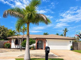 216 Shore Ln, Indian Harbour Beach, FL 32937