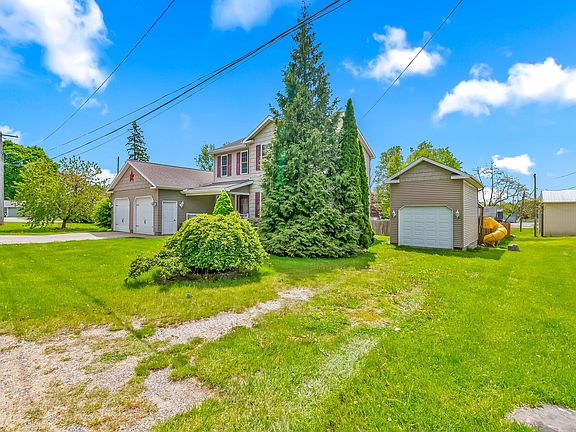 2nd image of 9049 Hamilton Rd