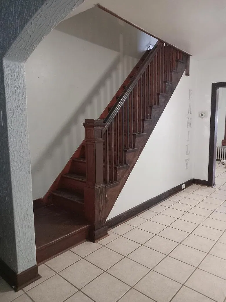 2 bed, 1064 sqft, $1,700 — Photo 1