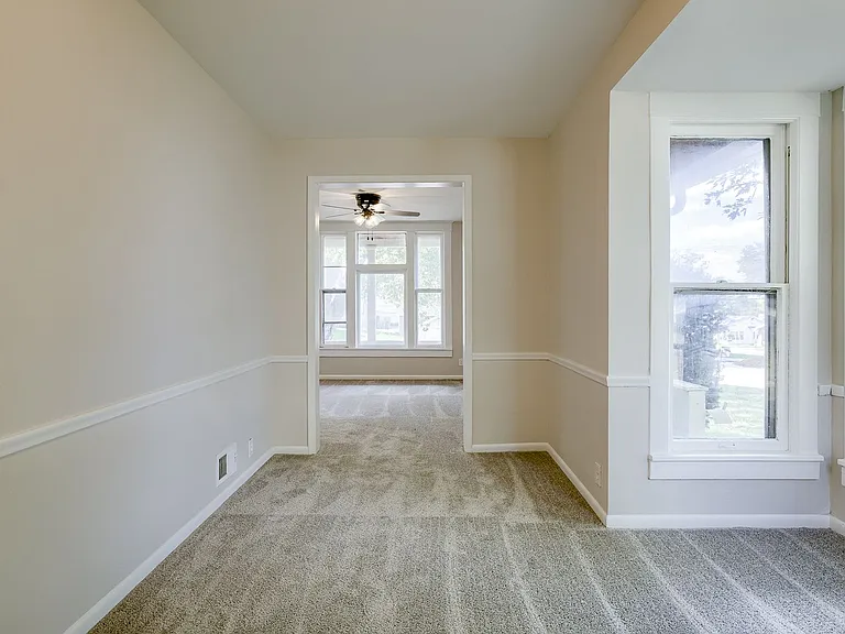 1003 S 42nd St — Photo 15