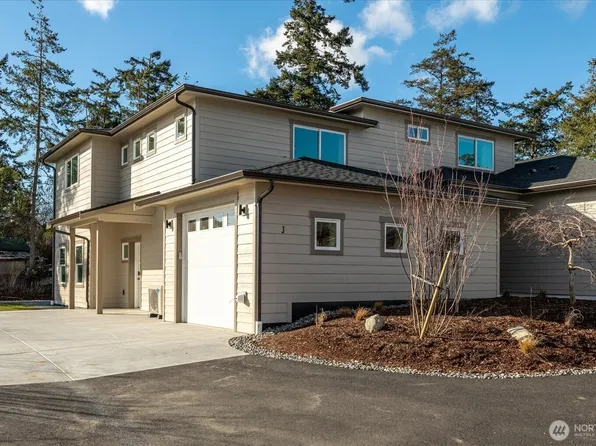 205 NE Third Street, Coupeville, WA 98239