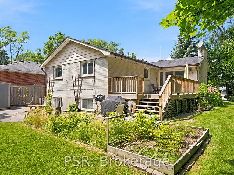 531 Rodd Ave #UPPER — Photo 32