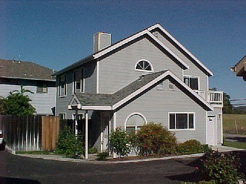 Freestanding unit with No Common Walls