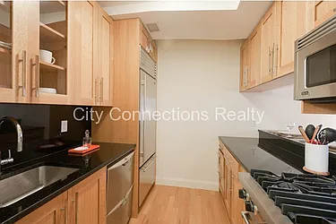 Rented by City Connections Realty