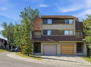 7003 N Ranchero Rd NW, Calgary, AB T3G1J6