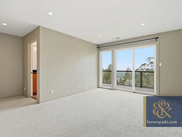 487 Crestmont Dr — Photo 13