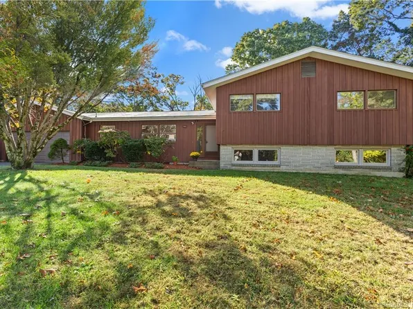 9 Laurel Hill Drive South, East Lyme, CT 06357