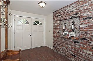 5th image of 4018 70th Ave NW