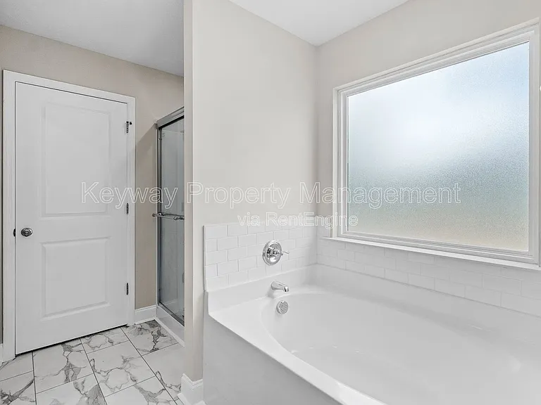 1260 Elias Sta — Photo 18