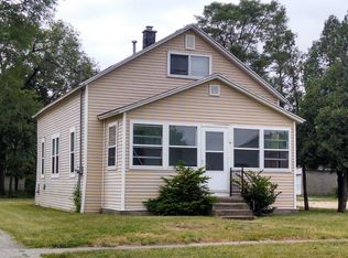 717 Young Ave APT 1, Muskegon, MI 49441