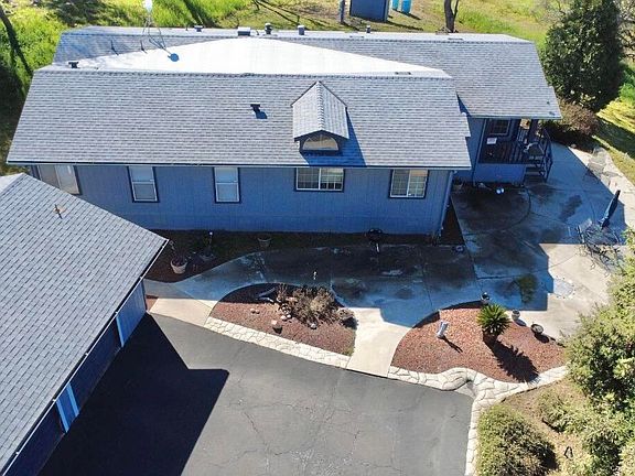 2nd image of 38075 Willowood Lane