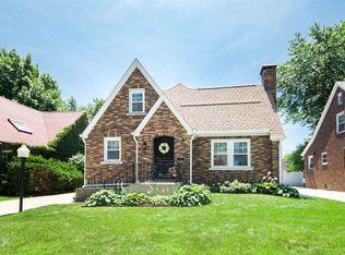 604 W Richwoods Blvd, Peoria, IL