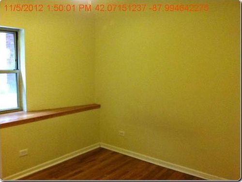 4th image of 4128 N Kedvale Ave #5