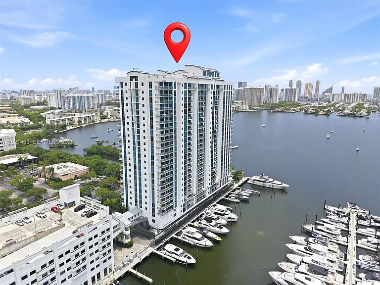 17301 Biscayne Blvd #1008 — Photo 3